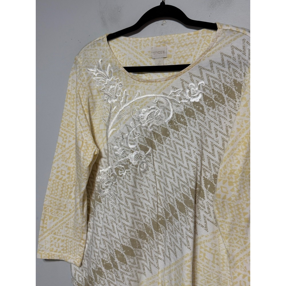 Chico's‎ Size 2 Soft Girl Embroidered Top Womens Large Parisian Coastal Grandma - Picture 3 of 7